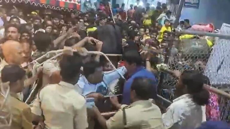 तिरुपति भगदड़ में 6 की मौत, 40 घायल; PM मोदी और CM नायडू ने जताया दुख