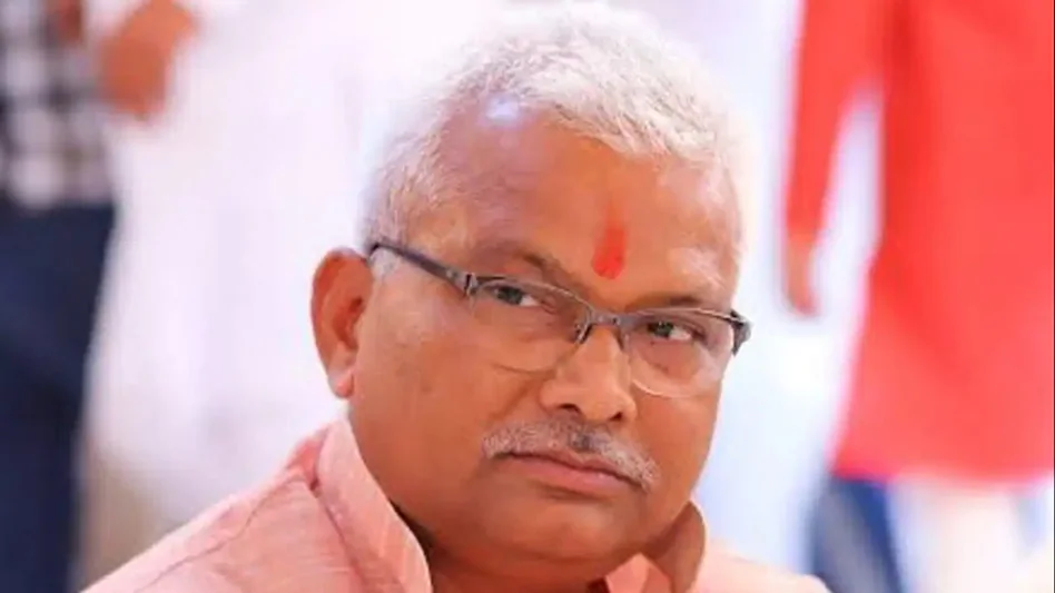 RJD displays its strength amidst Rajya Sabha elections; puts speculation about cross-voting to rest.