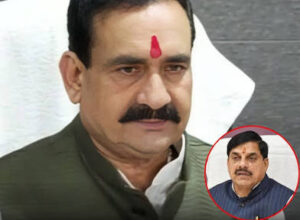 दतिया उपचुनाव: “मैं पार्टी का काम करूंगा”, आशुतोष तिवारी के नामांकन में सीएम मोहन यादव के साथ शामिल होंगे नरोत्तम मिश्रा Datia By-election: "I will work for the party" — Narottam Mishra to join CM Mohan Yadav at Ashutosh Tiwari's nomination filing.