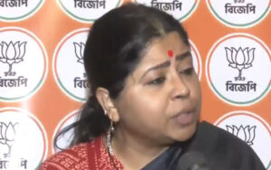 TMC के चुनाव चिह्न विवाद पर BJP का निशाना, केया घोष बोलीं- ‘जिसे हटाने की मांग की, अब वही करेगा फैसला’ BJP targets TMC over election symbol row; Keya Ghosh says, "The very authority whose removal was demanded will now make the decision."