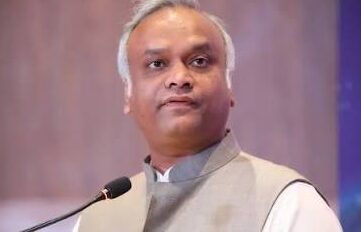 Politics heats up over the Mekedatu project; Priyank Kharge says personal opinions do not matter, and the project will proceed in accordance with Supreme Court directives.